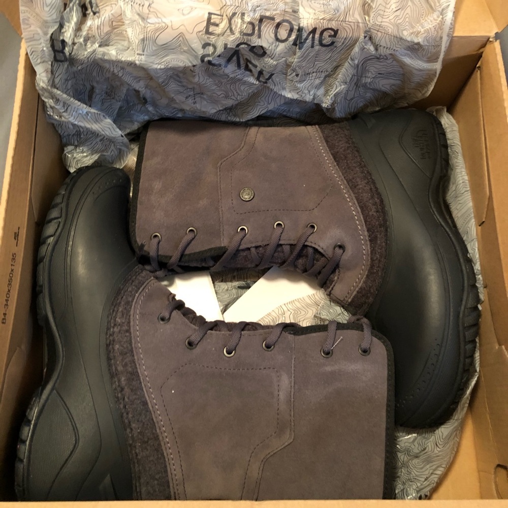Ladies North Face winter Boots size 7.5